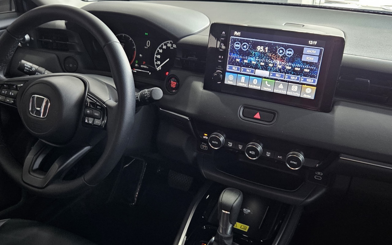 imagem-https://www.socarrao.com.br/sc-vehicle-images-prod/4025784/1790078571943-YmYzNjFjYWUtOWE4Yy00NmRlLTg0MGYtZjFhYzVmMjUyNTRkLmpwZWc.jpeg