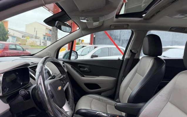 imagem-https://www.socarrao.com.br/sc-vehicle-images-prod/4025785/1791217696414-8499469_12_B_c389b46e66.jpeg