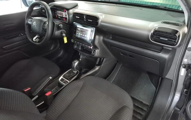 imagem-https://www.socarrao.com.br/sc-vehicle-images-prod/4025931/1791408843111-8486680_3_B_85f788f167.jpeg