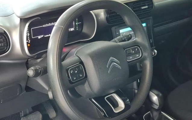 imagem-https://www.socarrao.com.br/sc-vehicle-images-prod/4025931/1792768851286-8486680_7_B_96bcc5df4d.jpeg