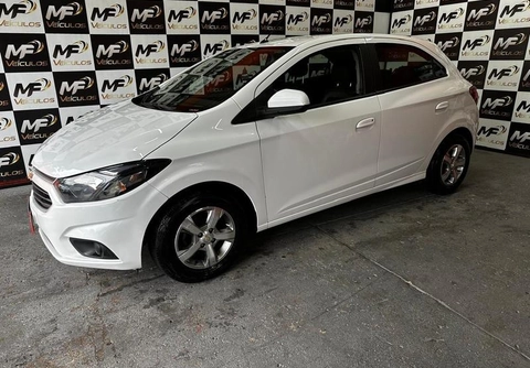 Chevrolet Onix 2018 Branco — foto 1 de 3