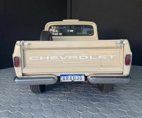 imagem-https://www.socarrao.com.br/sc-vehicle-images-prod/4026192/1790079367808-640_480_chevrolet-d10-pick-up-3-9-82-82-aaebb5-22.jpg