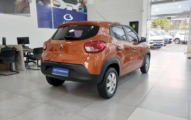 imagem-https://www.socarrao.com.br/sc-vehicle-images-prod/4026292/1790079781963-NDQ5YmY5ZmYtZWMxMS00YjBkLWE2NWItNjNlYzU4NDU4ZmY4LmpwZWc.jpeg