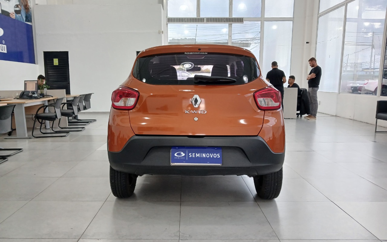 imagem-https://www.socarrao.com.br/sc-vehicle-images-prod/4026292/1790079782098-YTZhYzUxZWItZmE2MC00OGUwLWE0OGUtYjRhMThiOTMxY2Y5LmpwZWc.jpeg