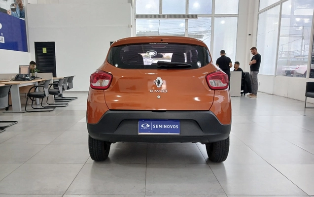 imagem-https://www.socarrao.com.br/sc-vehicle-images-prod/4026292/1790079782098-YTZhYzUxZWItZmE2MC00OGUwLWE0OGUtYjRhMThiOTMxY2Y5LmpwZWc.jpeg