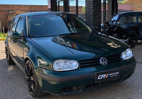 Volkswagen Golf 2000 Verde — foto 1 de 3