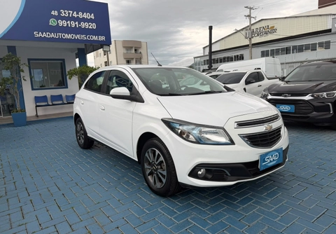 Chevrolet Onix 2016 Branco — foto 1 de 3