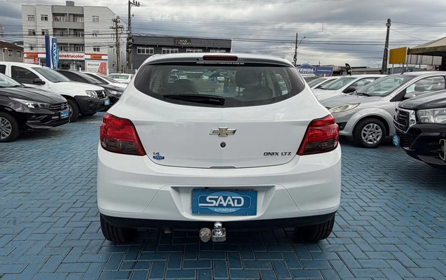 imagem-https://www.socarrao.com.br/sc-vehicle-images-prod/4026867/1790080754900-cf7f10c6e3e04f899989da7b43ef83f4_1790013798556.jpg
