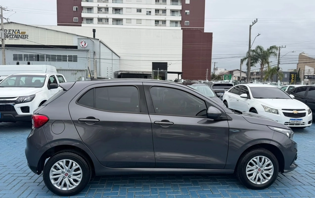 imagem-https://www.socarrao.com.br/sc-vehicle-images-prod/4026880/1790080771406-4daf2ab57fff4adb983cc093275e21a4_1789406580107.jpg