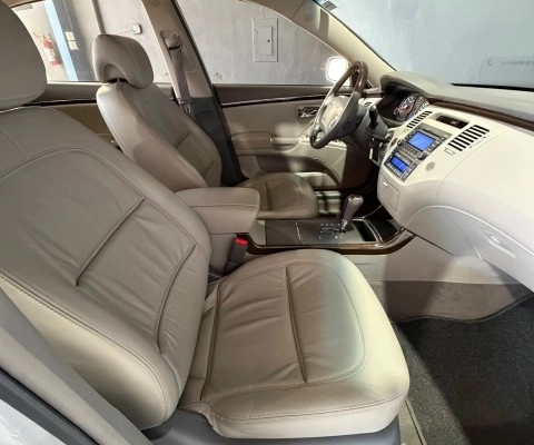 imagem-https://www.socarrao.com.br/sc-vehicle-images-prod/4027055/1790081230219-640_480_hyundai-azera-3-3-v6-10-11-b3c05a-19.jpg