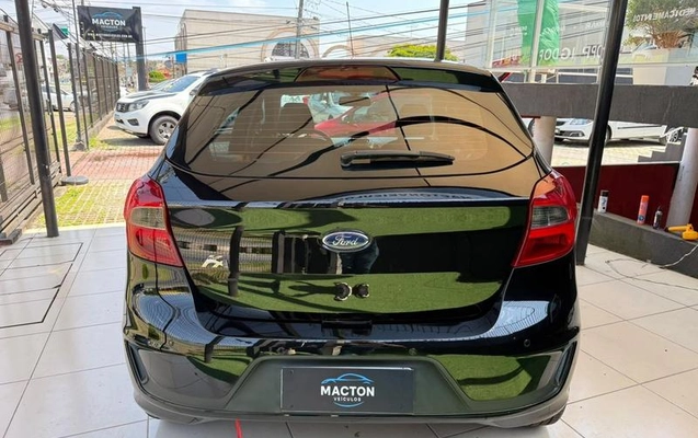imagem-https://www.socarrao.com.br/sc-vehicle-images-prod/4027115/1790082078767-8498821_0_B_e86dfedf1b.jpeg