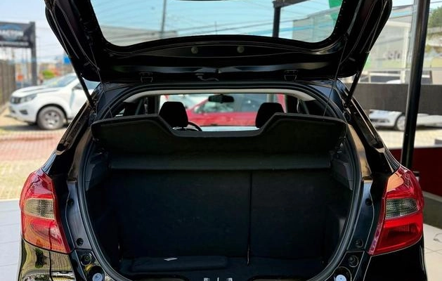 imagem-https://www.socarrao.com.br/sc-vehicle-images-prod/4027115/1790082078771-8498821_17_B_a655b74dc1.jpeg