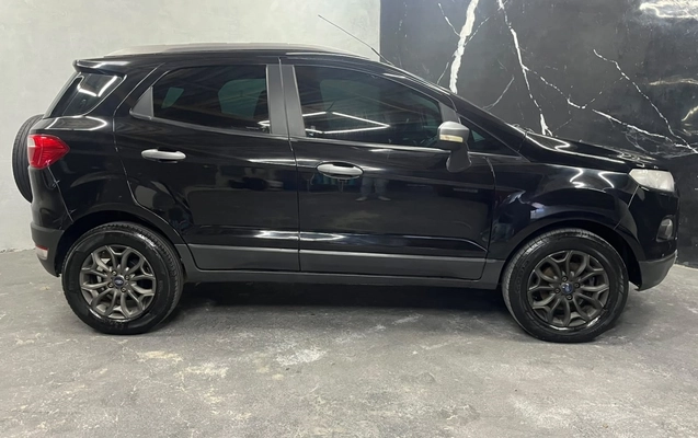 imagem-https://www.socarrao.com.br/sc-vehicle-images-prod/4027221/1790081575369-16_095226.jpg