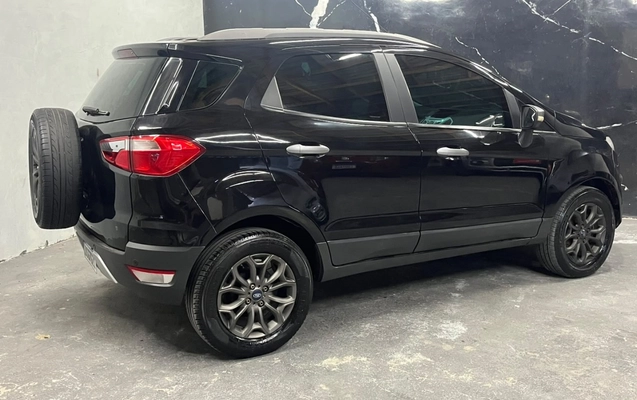 imagem-https://www.socarrao.com.br/sc-vehicle-images-prod/4027221/1790081575370-7_095226.jpg
