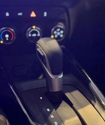 imagem-https://www.socarrao.com.br/sc-vehicle-images-prod/4027252/1790107491430-8496082_13_B_311bc6a12a.jpeg