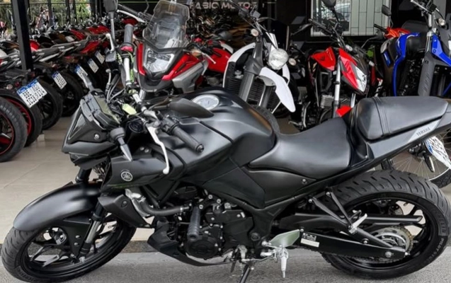 imagem-https://www.socarrao.com.br/sc-vehicle-images-prod/4027285/1790081696889-ODE2NDUyNTA2XzE4MTI1NTc3ODA1ODQyMjQ4XzQzODE5NDkwNDQ0NjY5ODg1ODdfbi5qcGc.jpg