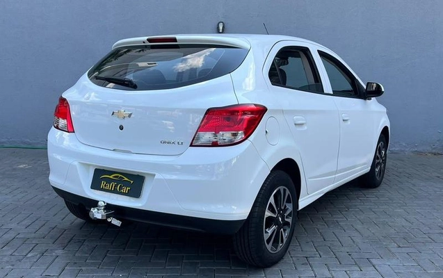 imagem-https://www.socarrao.com.br/sc-vehicle-images-prod/4027422/1790081970560-8482438_2_B_606a780c6e.jpeg