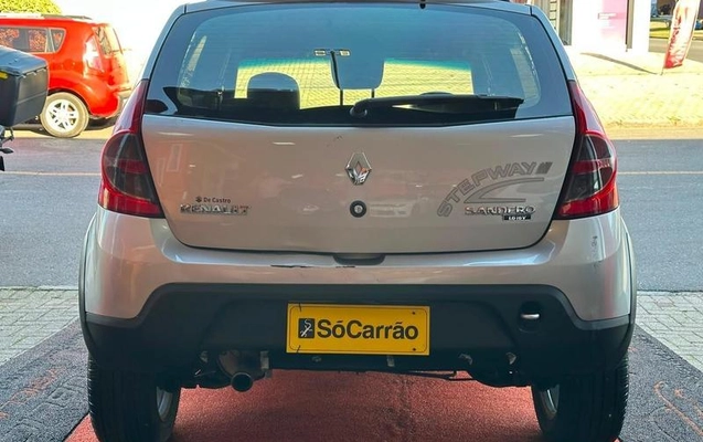 imagem-https://www.socarrao.com.br/sc-vehicle-images-prod/4027485/1790082064053-8181176_7_B_08b3753ca4.jpeg