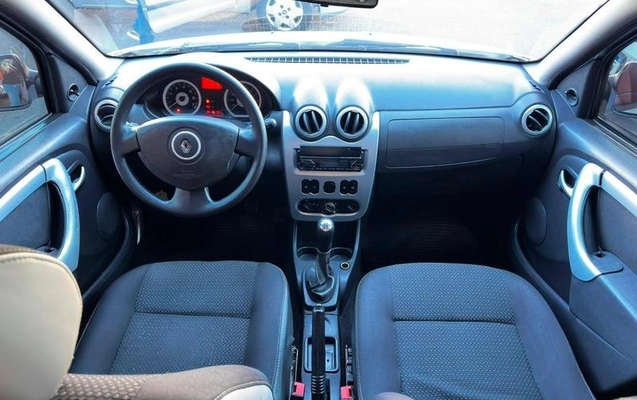 imagem-https://www.socarrao.com.br/sc-vehicle-images-prod/4027485/1790082064056-8181176_10_B_a1a304d060.jpeg