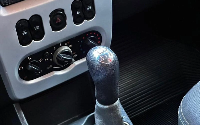 imagem-https://www.socarrao.com.br/sc-vehicle-images-prod/4027485/1790082064062-8181176_4_B_a996b190b2.jpeg