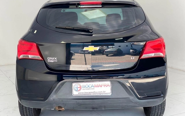 imagem-https://www.socarrao.com.br/sc-vehicle-images-prod/4027532/1790082135595-fedfc62124554119a2c4a066b5817b01_1790082026382.jpg