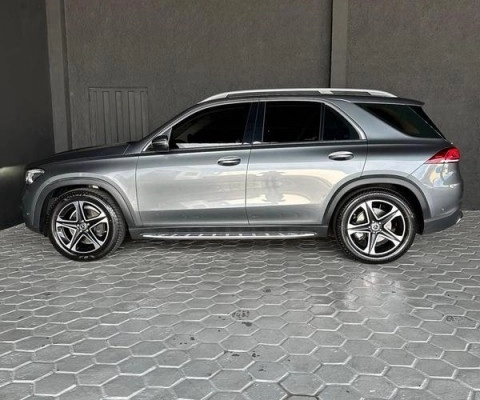 imagem-https://www.socarrao.com.br/sc-vehicle-images-prod/4027540/1790082164678-640_480_mercedes-benz-classe-gle-gle-400-d-4matic-21-22-159fc4-9.jpg