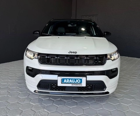 imagem-https://www.socarrao.com.br/sc-vehicle-images-prod/4027629/1790082423040-640_480_jeep-compass-2-0-hurricane-blackhawk-4wd-aut-24-25-dfe8d2-10.jpg