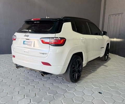 imagem-https://www.socarrao.com.br/sc-vehicle-images-prod/4027629/1790082423043-640_480_jeep-compass-2-0-hurricane-blackhawk-4wd-aut-24-25-dfe8d2-5.jpg