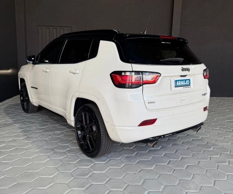 imagem-https://www.socarrao.com.br/sc-vehicle-images-prod/4027629/1790082423044-640_480_jeep-compass-2-0-hurricane-blackhawk-4wd-aut-24-25-dfe8d2-6.jpg
