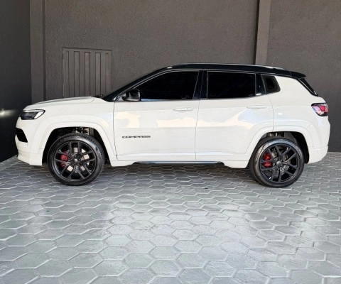 imagem-https://www.socarrao.com.br/sc-vehicle-images-prod/4027629/1790082423046-640_480_jeep-compass-2-0-hurricane-blackhawk-4wd-aut-24-25-dfe8d2-14.jpg