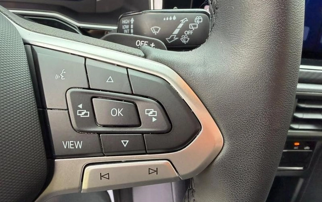 imagem-https://www.socarrao.com.br/sc-vehicle-images-prod/4027639/1790184982101-8487163_15_B_65109118d3.jpeg