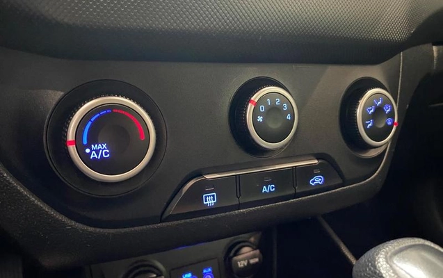 imagem-https://www.socarrao.com.br/sc-vehicle-images-prod/4027644/1790082572234-8423843_13_B_06762e9737.jpeg