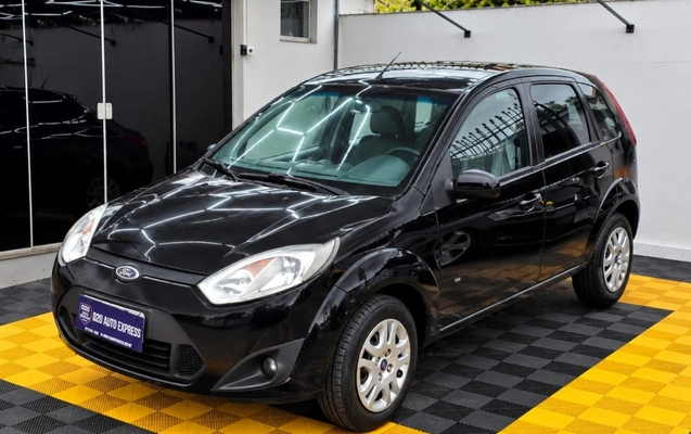 imagem-https://www.socarrao.com.br/sc-vehicle-images-prod/4027653/1792607292948-1osinKe37TrNuGl9ods7CtHAmzLE8x2K.jpg
