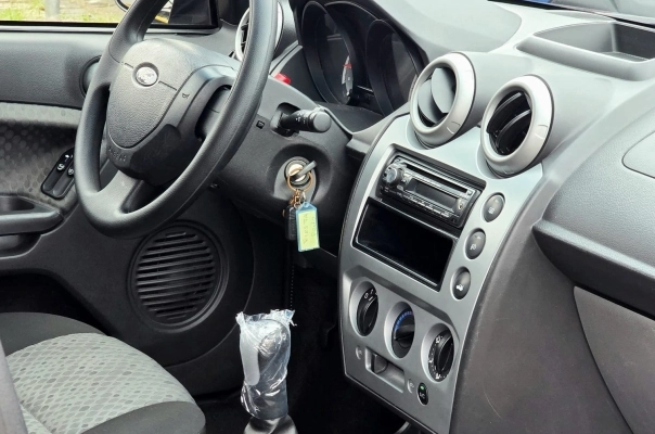 imagem-https://www.socarrao.com.br/sc-vehicle-images-prod/4027653/1792607292968-KhGjhwBSix4oPJHVgl1aluQF2pbieCLj.jpg