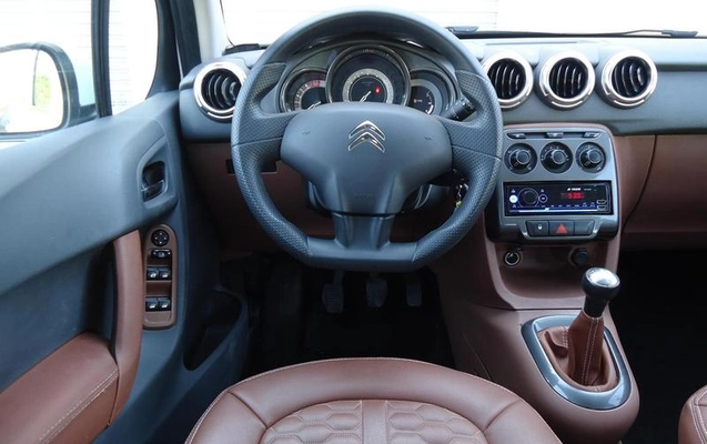 imagem-https://www.socarrao.com.br/sc-vehicle-images-prod/4027699/1790884067318-8416982_9_B_66977b20d9.jpeg