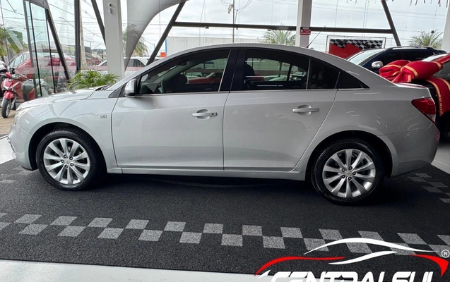 imagem-https://www.socarrao.com.br/sc-vehicle-images-prod/4027837/1790082957452-512ad72c6dd74c3ba3179ef04ea786ae_1790082875381.jpg