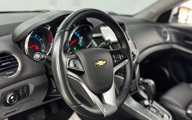 imagem-https://www.socarrao.com.br/sc-vehicle-images-prod/4027940/1790339820619-8499794_6_B_1e487af08f.jpeg