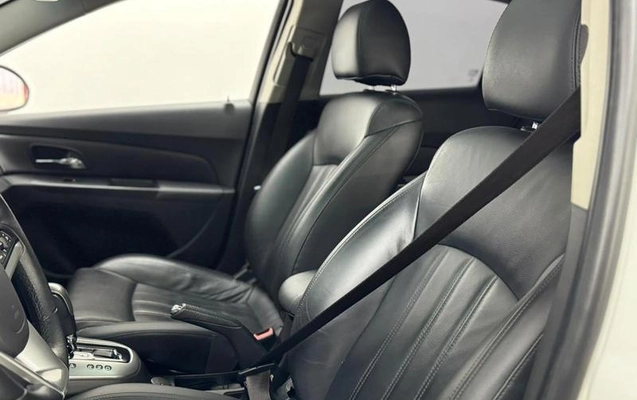 imagem-https://www.socarrao.com.br/sc-vehicle-images-prod/4027940/1790339820623-8499794_9_B_d205a6c722.jpeg