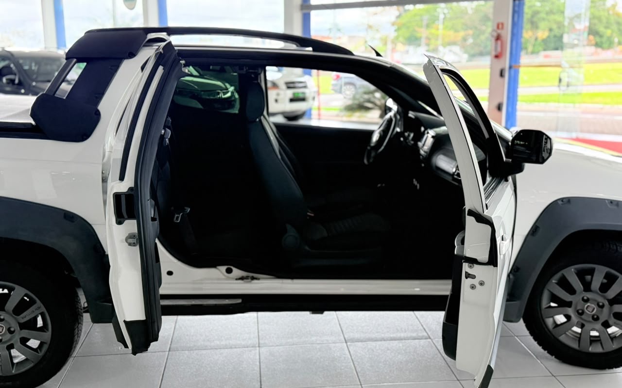 imagem-https://www.socarrao.com.br/sc-vehicle-images-prod/4027991/1790083264521-ZDkwYTg1NTktNjIzNi00NWE3LWJlYjctYWIyMzdjYTYzOTIzLmpwZWc.jpeg
