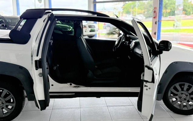 imagem-https://www.socarrao.com.br/sc-vehicle-images-prod/4027991/1790083264521-ZDkwYTg1NTktNjIzNi00NWE3LWJlYjctYWIyMzdjYTYzOTIzLmpwZWc.jpeg