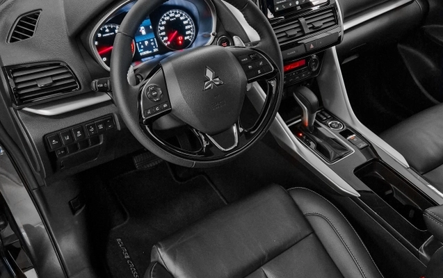 imagem-https://www.socarrao.com.br/sc-vehicle-images-prod/4028037/1790083370821-5uTFptACjHVLVAmBVbVCWva7gEbbuzmT.jpg