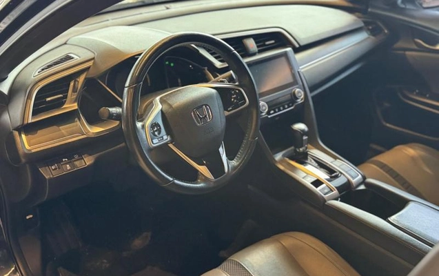 imagem-https://www.socarrao.com.br/sc-vehicle-images-prod/4028084/1790083579049-8497090_11_B_c5726b03da.jpeg