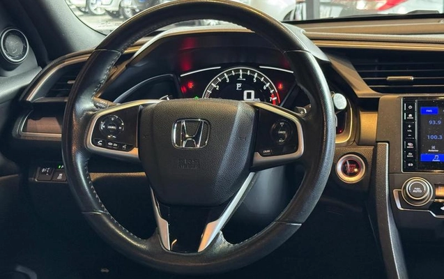 imagem-https://www.socarrao.com.br/sc-vehicle-images-prod/4028084/1790083579063-8497090_19_B_16e2940db4.jpeg