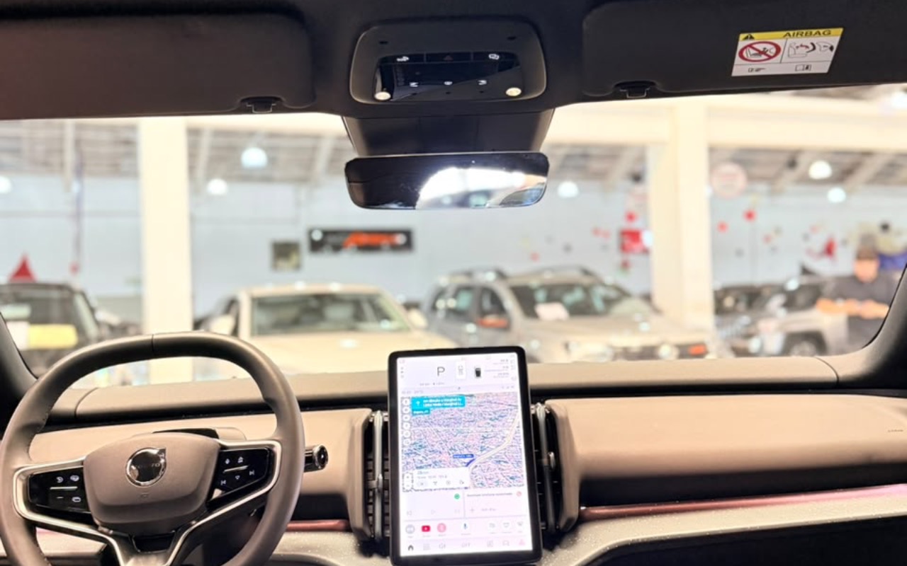 imagem-https://www.socarrao.com.br/sc-vehicle-images-prod/4028108/1790083632884-N2NhMzI2MWItMDY5Ni00NjMzLTkxMDUtNTRiZmIyMzg0MjQwLmpwZWc.jpeg