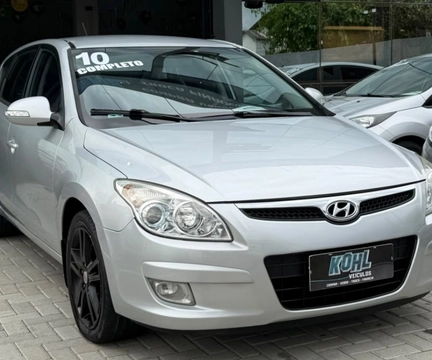 Hyundai i30 2010 Prata — foto 1 de 3