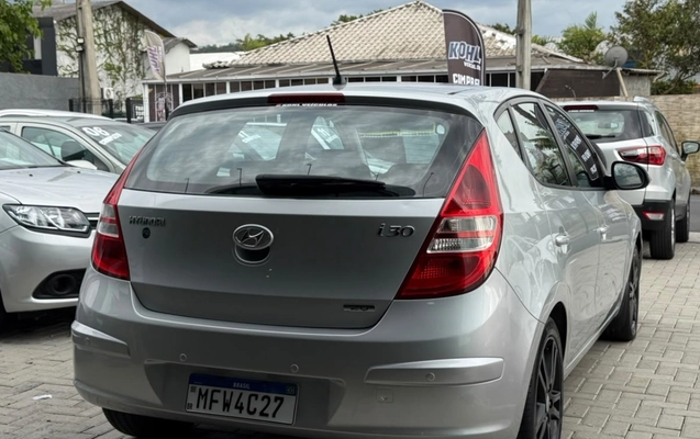 imagem-https://www.socarrao.com.br/sc-vehicle-images-prod/4028150/1790083691044-V2hhdHNBcHAgSW1hZ2UgMjAyNi0wOS0yMSBhdCAwOC41Mi4wOSAoMSkuanBlZw.jpeg