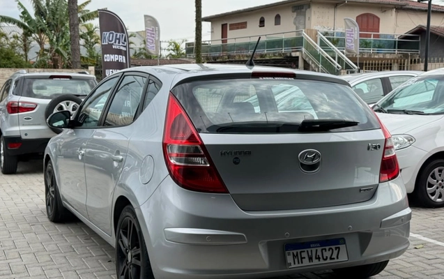 imagem-https://www.socarrao.com.br/sc-vehicle-images-prod/4028150/1790083691138-V2hhdHNBcHAgSW1hZ2UgMjAyNi0wOS0yMSBhdCAwOC41Mi4wOSAoMikuanBlZw.jpeg