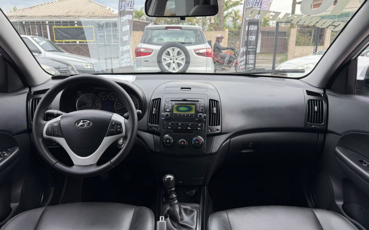 imagem-https://www.socarrao.com.br/sc-vehicle-images-prod/4028150/1790083691872-V2hhdHNBcHAgSW1hZ2UgMjAyNi0wOS0yMSBhdCAwOC41Mi4xMS5qcGVn.jpeg