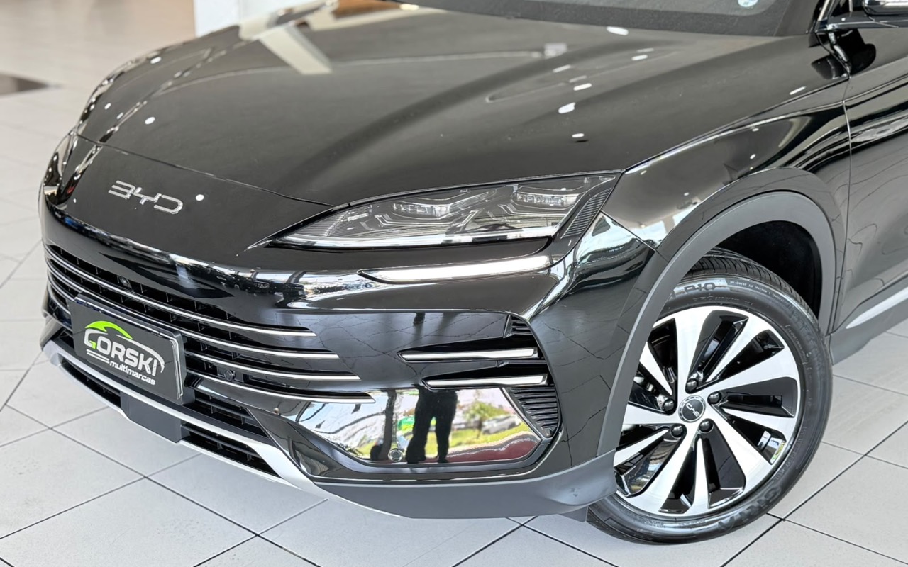 imagem-https://www.socarrao.com.br/sc-vehicle-images-prod/4028272/1790083814039-MWU4ZjQ1OWMtYWQyMS00YmNmLTgxNDgtMGRkZmMzNGNhMGE0LmpwZWc.jpeg