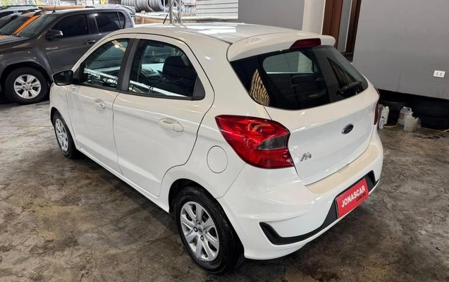 imagem-https://www.socarrao.com.br/sc-vehicle-images-prod/4028393/1790085661066-8493277_10_B_bb8efe2b56.jpeg